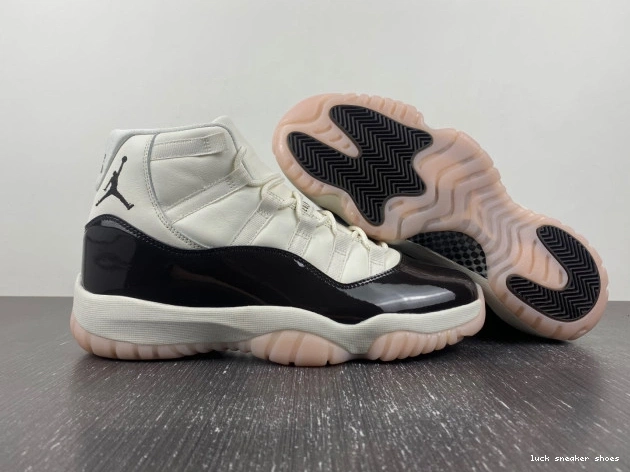 Rep LUCY AR0715-101 WMNS 11 Neapolitan Air Jordan 0731